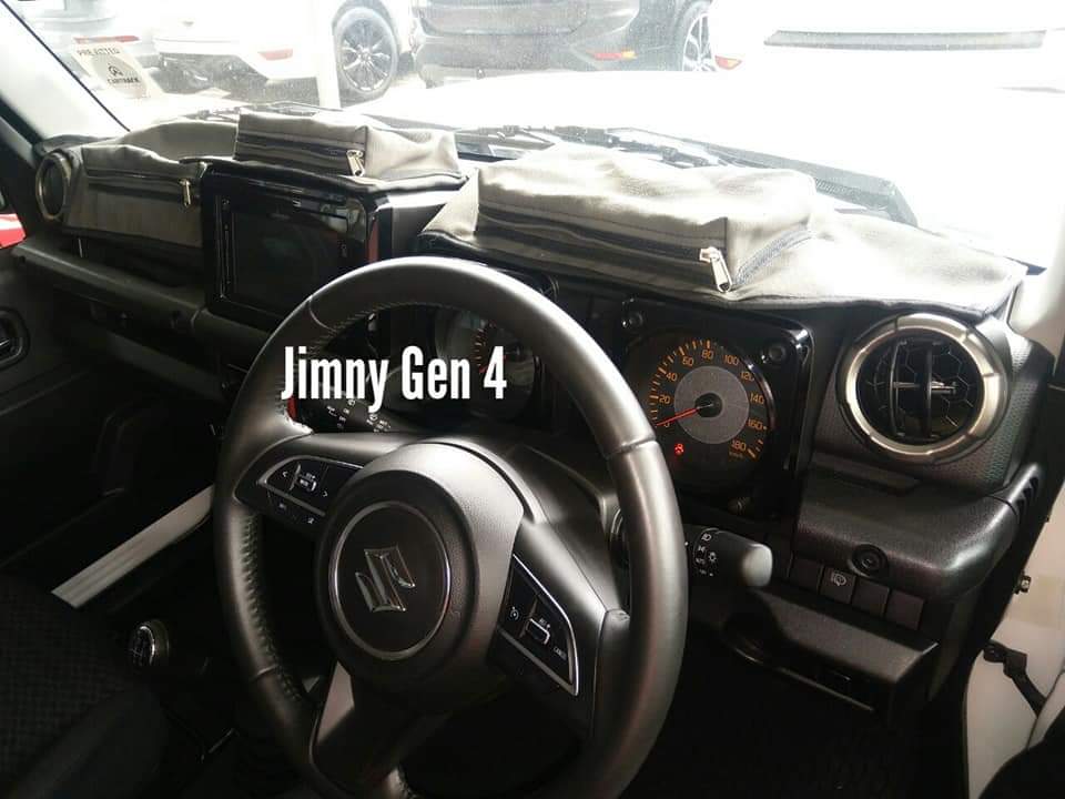 Suzuki Jimny Gen 4 Dashcover 2019 onwards