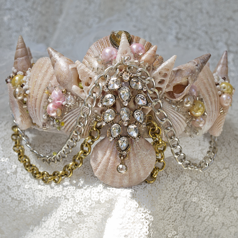 Mermaid Shell Crown - Peach