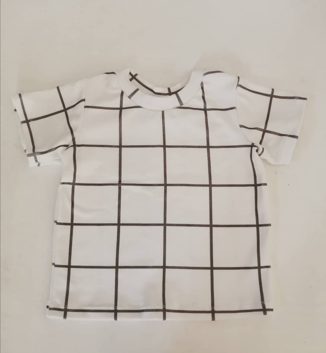 Tshirt - Grid Charcoal