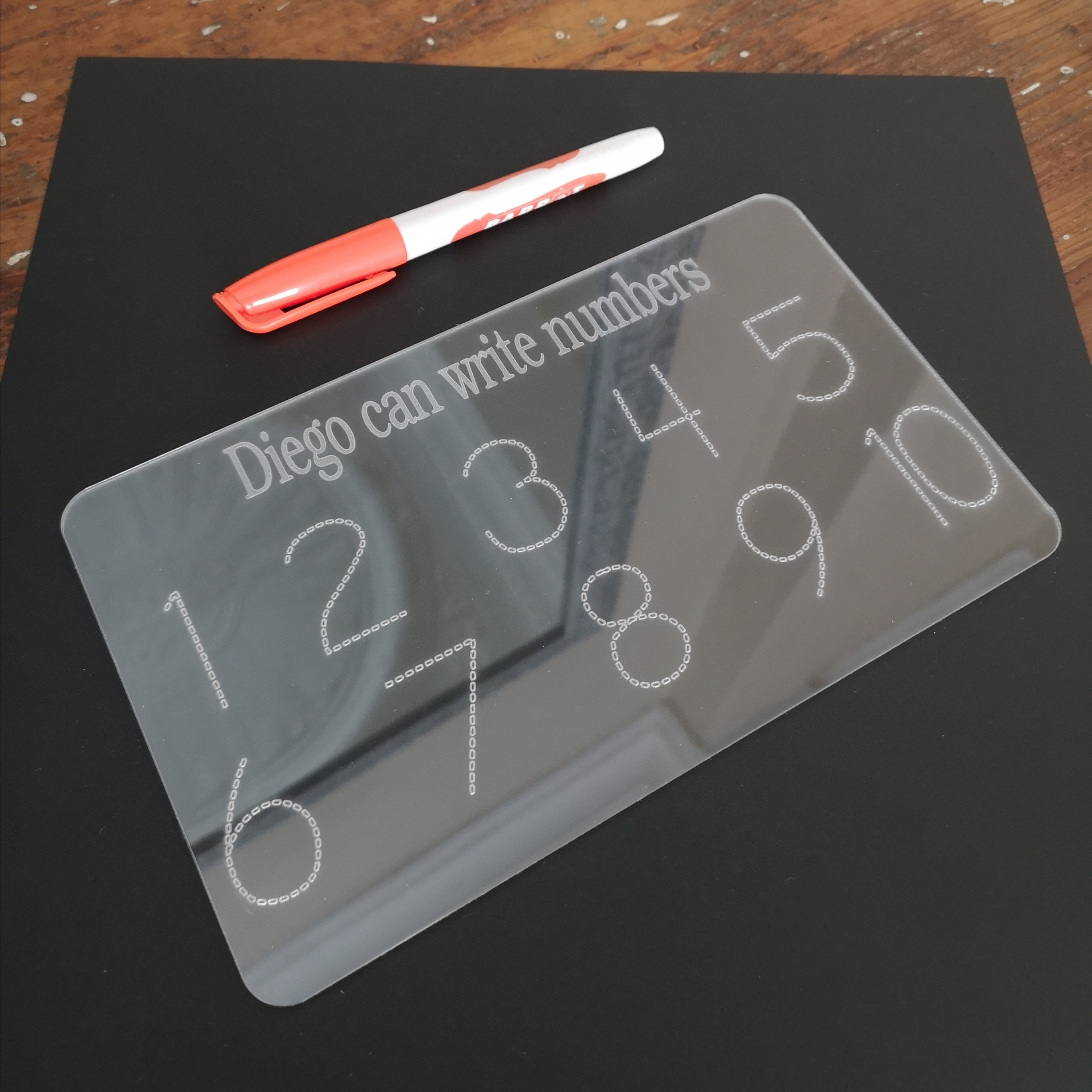 Dotted Count to 10 Trace Tablet - bilingual