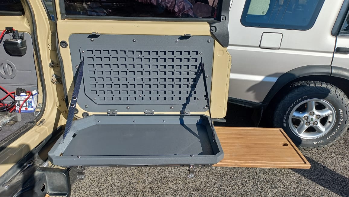 Land Cruiser 76 & 78 Rear Door Drop down table