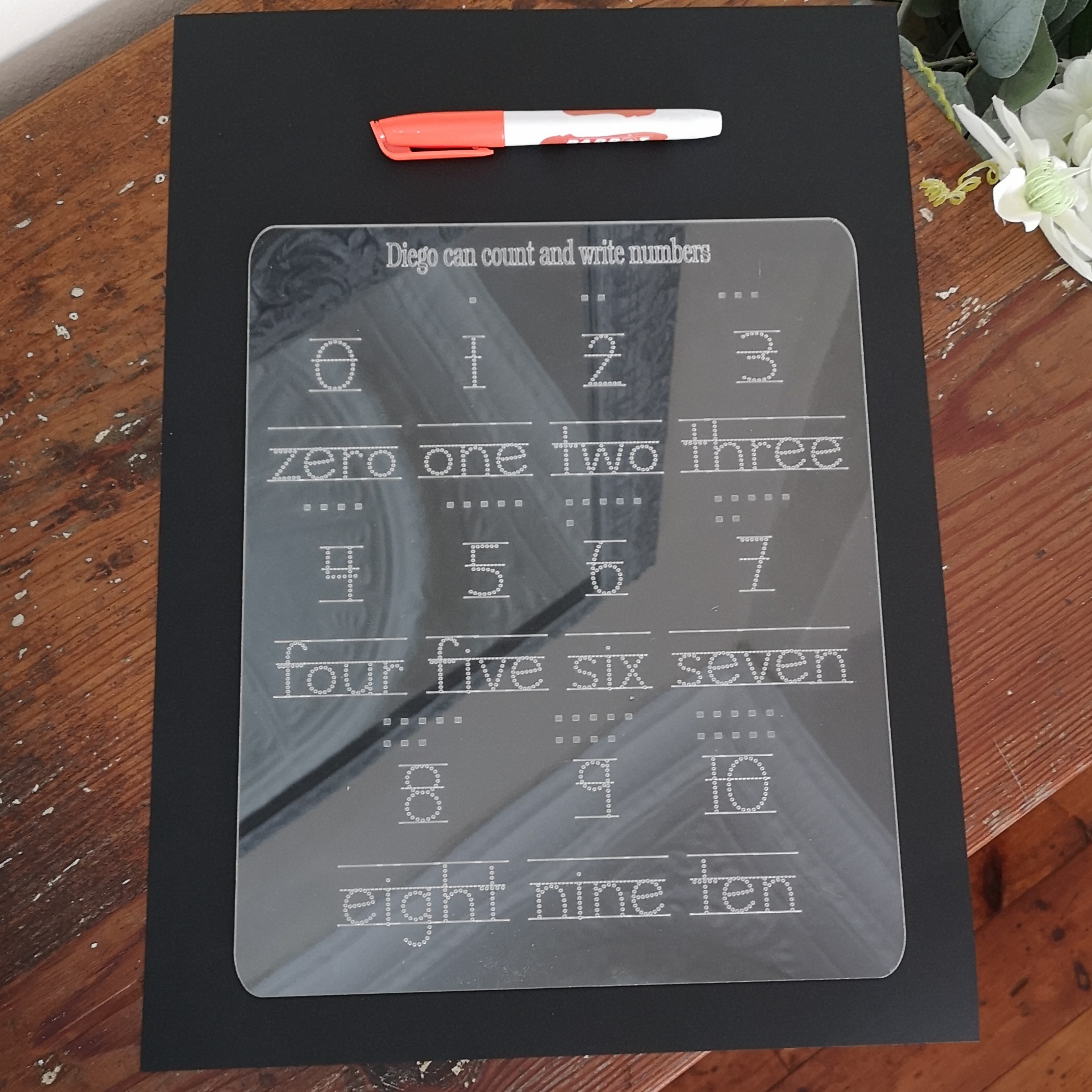 Dotted Lets count & trace numbers tablet - bilingual