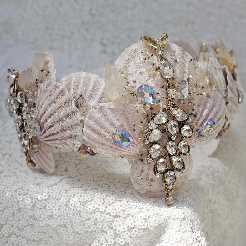 Mermaid Shell Crown - Natural