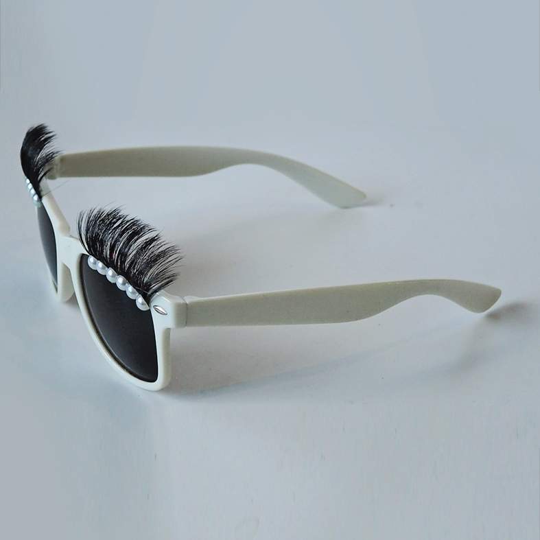 Pearl Sunnies with Lashes